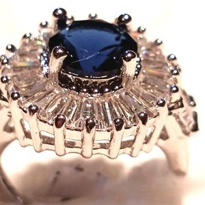 Multi stone fashion ring blue sapphire